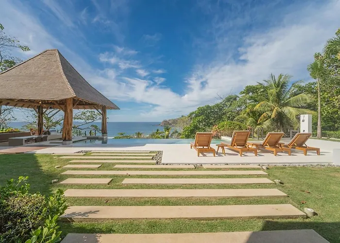 Villa Cara Cara - Luxury Beachfront With Private Pool *
