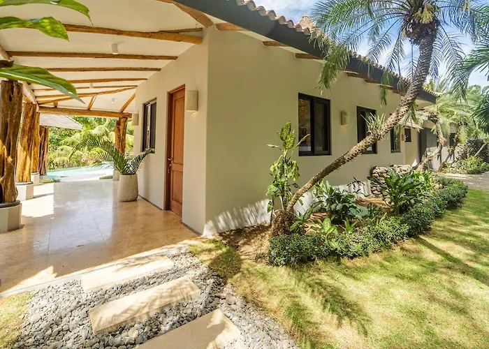 Cara Cara - Luxury Beachfront With Private Pool