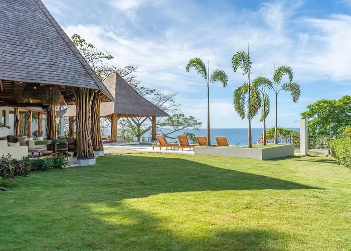 Villa Cara Cara - Luxury Beachfront With Private Pool
