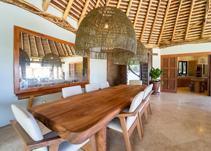 Cara Cara - Luxury Beachfront With Private Pool