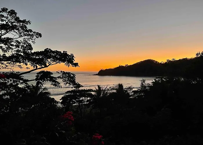 Villa Cara Cara - Luxury Beachfront With Private Pool